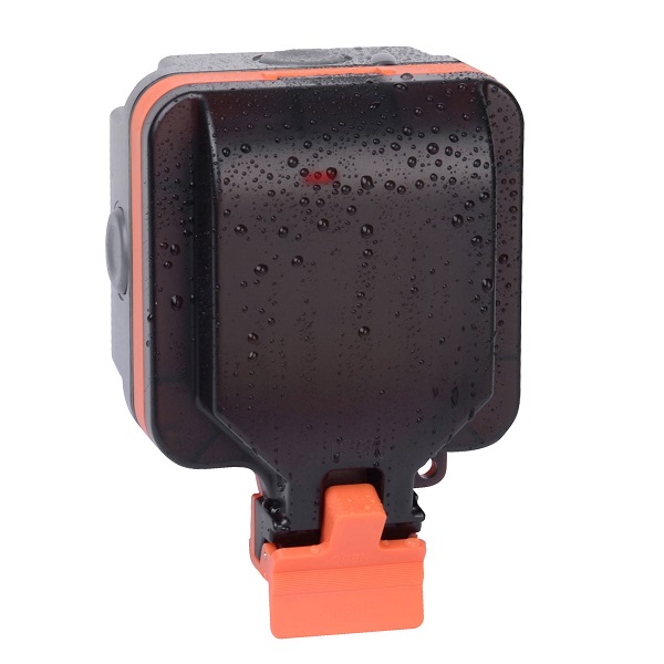 Weather Proof 1G 13A Double Pole Switched Socket