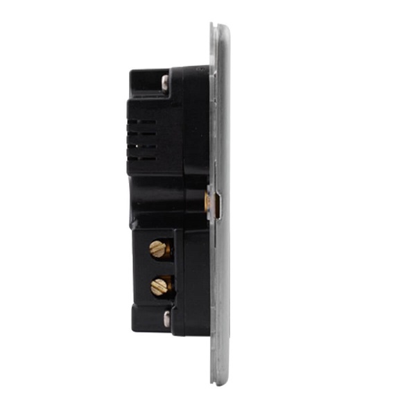 Slimline Screwless Quad USB A+C 5.1A USB Socket Outlet